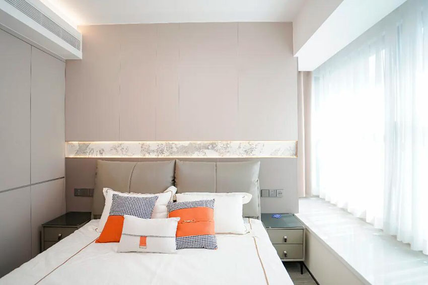 東莞這個(gè)中小戶型絕了！從明亮客廳到時(shí)尚開(kāi)放餐廚區(qū)的完美融合！